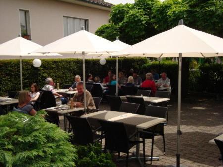 Hotel Ristorante Schlössli Meggen Exterior foto